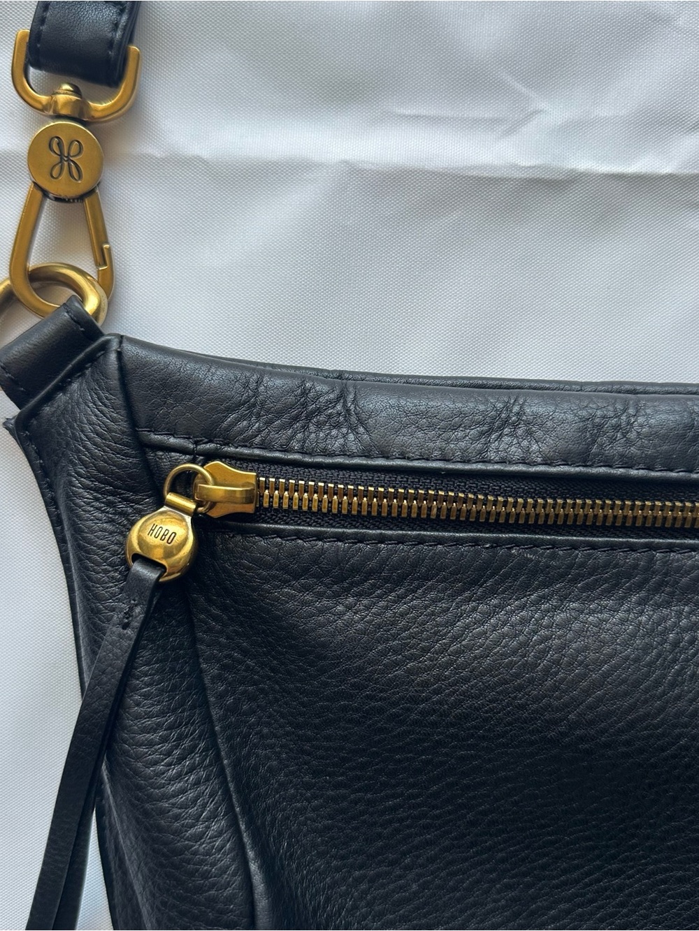 HOBO Black Leather Shoulder Bag with Gold Hardware - Picture 7 of 11